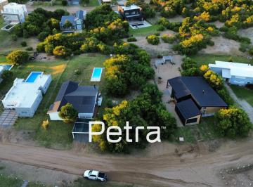 Terreno · 980m² · Terreno en Venta en Costa Esmeralda, Senderos III con Fondo Libre