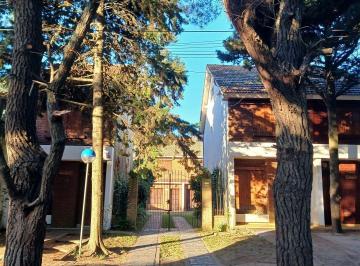 DIT-DIT-6214_2 · Casa 3 Dorm.. | La Rioja 4069