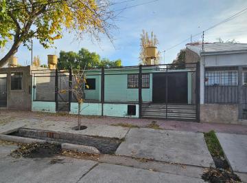 Casa de 5 ambientes, Las Heras · Barrio Cementista II