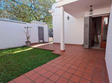 patio interno · Casa 2 Dorm. Comodín, C/ Patio, Terraza y Cochera