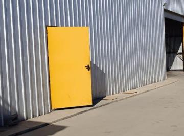Depósito de 3 ambientes, Córdoba · Nave Industrial en Alquiler
