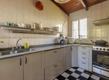 Casa · 124m² · 5 Ambientes · Venta Casa 3 Dorm. Biedma Al 400