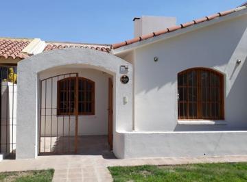 Casa · 50m² · 6 Ambientes · Las Palmas de Horizonte - Dos Dormitorio/garage/patio