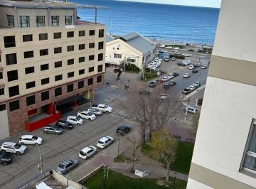 Vista al mar desde el contrafrente · Gran Departamento Centro de Comodoro con Excelente Vista