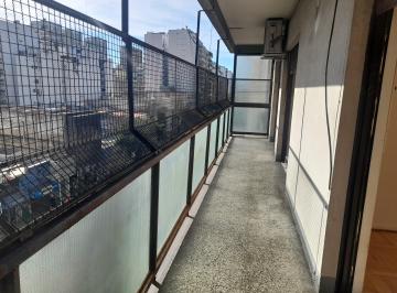 Departamento de 4 ambientes, Caballito · 4 Ambientes Al Frente Balcon - Caballito - Oportunidad