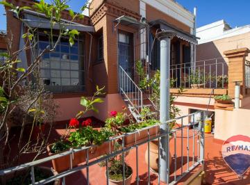 Casa · 297m² · 6 Ambientes · 1 Cochera · Venta Casa 6 Ambientes Velez Sarsfield Cochera