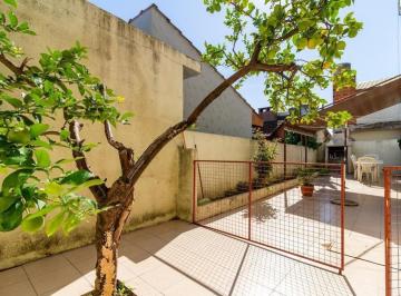 PH · 87m² · 5 Ambientes · 1 Cochera · Venta PH Al Frente - Sin Expensas - Garaje - Patio