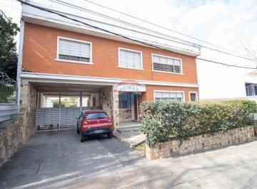 Casa · 248m² · 7 Ambientes · 4 Cocheras · Venta Gran Casa en Buceo + 2 Apartamentos.