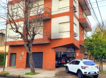 Edificio · 398m² · Venta en Block en Villa Ballester 2deptos + 2locales