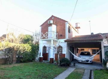 Casa · 140m² · 4 Ambientes · 1 Cochera · Casa en Venta en Monte Grande Cuatro Ambientes