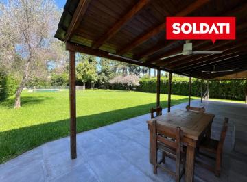 Casa · 180m² · 4 Ambientes · Casa en Alquiler en La Tranquera con Muebles