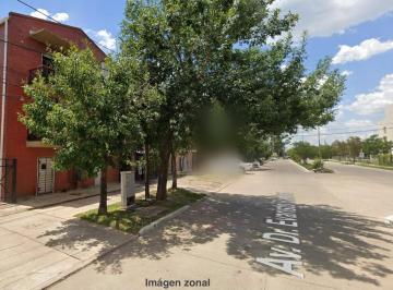 Departamento · 74m² · 4 Ambientes · 1 Cochera · Dpto. 3 Dorm. Planta Baja, Zona Unne, Sin Expensas