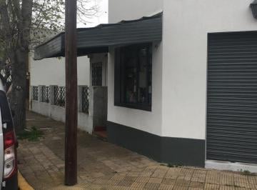Casa · 120m² · 4 Ambientes · Casa en Victoria con Excelente Ubicacion