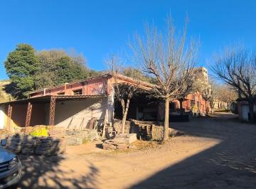 Casa · 5000m² · 5 Ambientes · Oportunidad Para Inversores en Unquillo