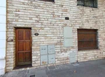 Departamento · 1m² · 2 Ambientes · Crespo 563 Pb 02