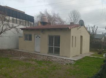 Casa de 2 ambientes, La Plata · Casa en Venta.