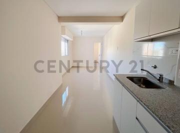 Departamento · 32m² · 1 Ambiente · Venta Monoambiente con Balcon + Patio en Construcción. Centro Rosario