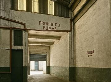 Bodega-Galpón · 750m² · Venta Galpón C/oficinas La Boca