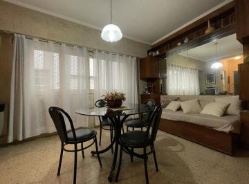 Departamento · 52m² · 2 Ambientes · Departamento Dos Ambientes Sobre Av Colon
