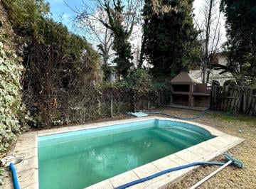 Casa de 4 ambientes, Chacras de Coria · Casa en Alquiler - Chacras de Coria