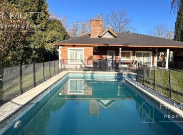 Casa · 170m² · 4 Ambientes · 3 Cocheras · Alquiler Chalet en San Patricio
