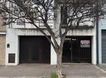 Casa de 6 ambientes, Córdoba · Vendo Casa a Mejorar Barrio General Paz