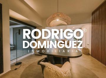 Casa · 235m² · 4 Ambientes · 2 Cocheras · Casa Chalet en Venta en Adrogué, Almirante Brown, G. B. a. Zona Sur