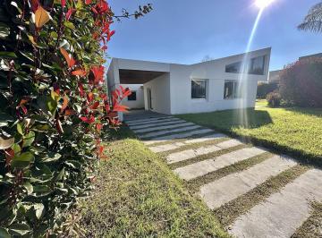 Casa · 208m² · 5 Ambientes · 1 Cochera · Venta Casa en Miraflores, Funes Hills