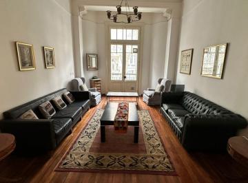 Departamento · 220m² · 6 Ambientes · Departamento Tipo Residencia en Alquiler Habitacion Individual / Compartida Monserrat Buenos Aires