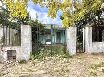 Terreno · 570m² · 4 Ambientes · Casa Para Reciclar o Refaccionar en Amplio Terreno