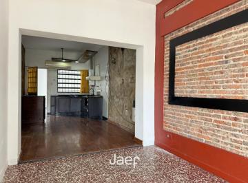 Casa de 3 ambientes, Rosario · Ideal Casa 2 Dorm. con Cochera y Terraza con Parrillero en Ludueña