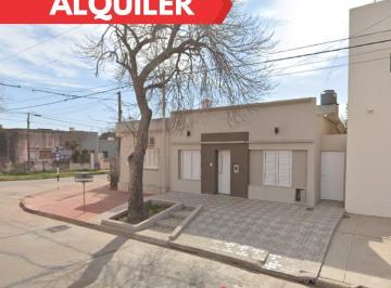 Casa · 22 Ambientes · Alquiler/casa/un Dorm.