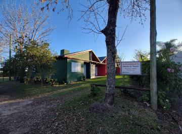 Quinta vacacional de 9 ambientes, Colonia Hocker · 4 Cabañas Turísticas en Venta en Colonia Hocker Er