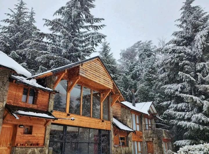 Hotel · 1200m²
