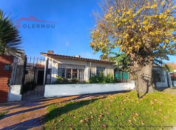 Casa · 79m² · 4 Ambientes · 4 Cocheras · Chalet 4 Amb, 3 Dorm., Patio, 3 Cocheras, Apta Credto