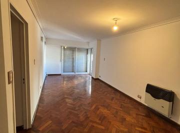 Departamento de 6 ambientes, Córdoba · En Venta - Departamento en Perfecto Estado!