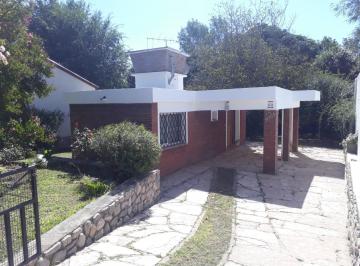 Casa · 83m² · 3 Ambientes · 1 Cochera · Casa Serrana en Casa Grande, 1 Dormitorio Amplio Cerquita de La Ruta.