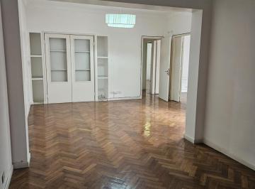 living comedor - espacio amplio y luminoso · Departamento 2 Ambientes Edificio Clasicio en Venta en Recoleta
