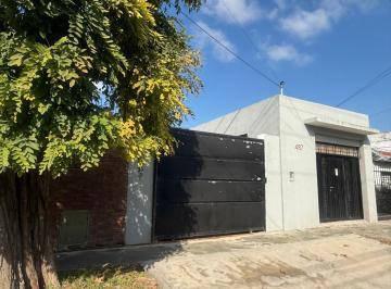 PH · 70m² · 1 Ambiente · 1 Cochera · PH en Alquiler de 1 Dormitorio con Cochera