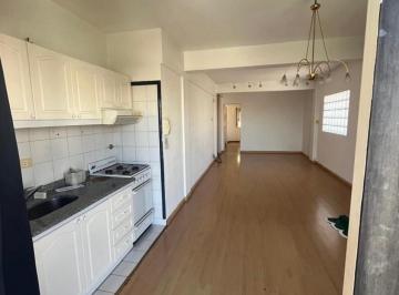 Departamento · 43m² · 2 Ambientes · Hermoso 2 Ambientes con Balcon y Cochera