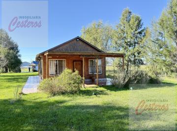 Quinta vacacional · 60m² · 3 Ambientes · 1 Cochera · Quinta con Pileta en Calle San Cayetano, Uribelarrea, Cañuelas