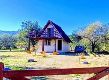 Casa · 50m² · 2 Ambientes · 1 Cochera · Casa de Montaña en Los Molles Wifi, Luz Agua, Rodeado de Bosque Serrano