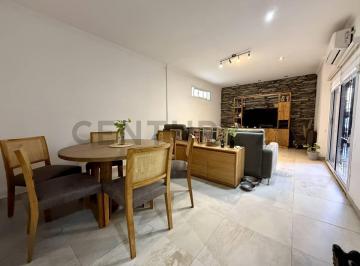 PH · 185m² · 6 Ambientes · Venta PH 6 Ambientes, Consultorio Independiente, Castelar