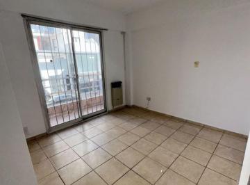 Departamento de 1 ambiente, Córdoba · Depto 1 Dormitorio con Balcón en Centro - Buena Ubicación!