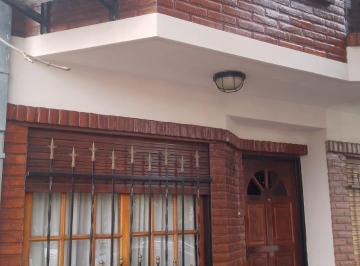 Departamento de 4 ambientes, La Matanza · Duplex 4 Ambientes en Ramos Mejia