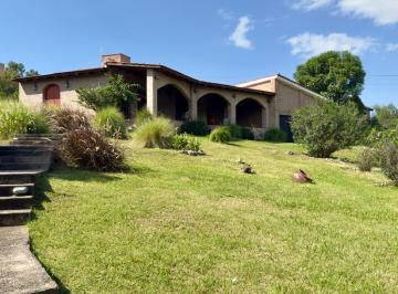 Casa de 10 ambientes, Córdoba · Excelente Oportunidad - Casona en Villa Rivera Indarte con Lote de 2000 m²