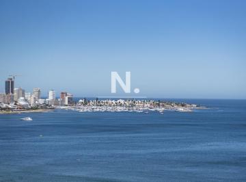 Foto1 · Vende Apartamento de 4 Dorm. en Playa de Mansa, Punta del Este a Pasos del Mar!