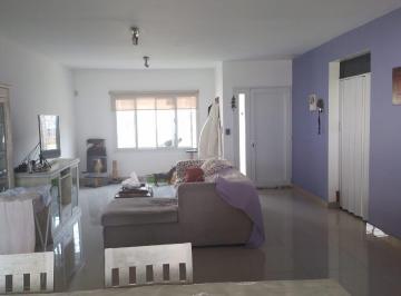 Casa de 8 ambientes, Córdoba · Inmobiliaria Vende Oportunidad: Casa en B° Parque Alameda