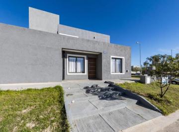 Foto · Casa en Venta en Docta Boulevard - Malagueño