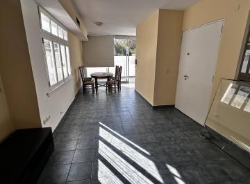 PH · 95m² · 4 Ambientes · PH - Alquiler - Palermo Soho - 4 Ambientes - Patio - Primer Piso por Escalera